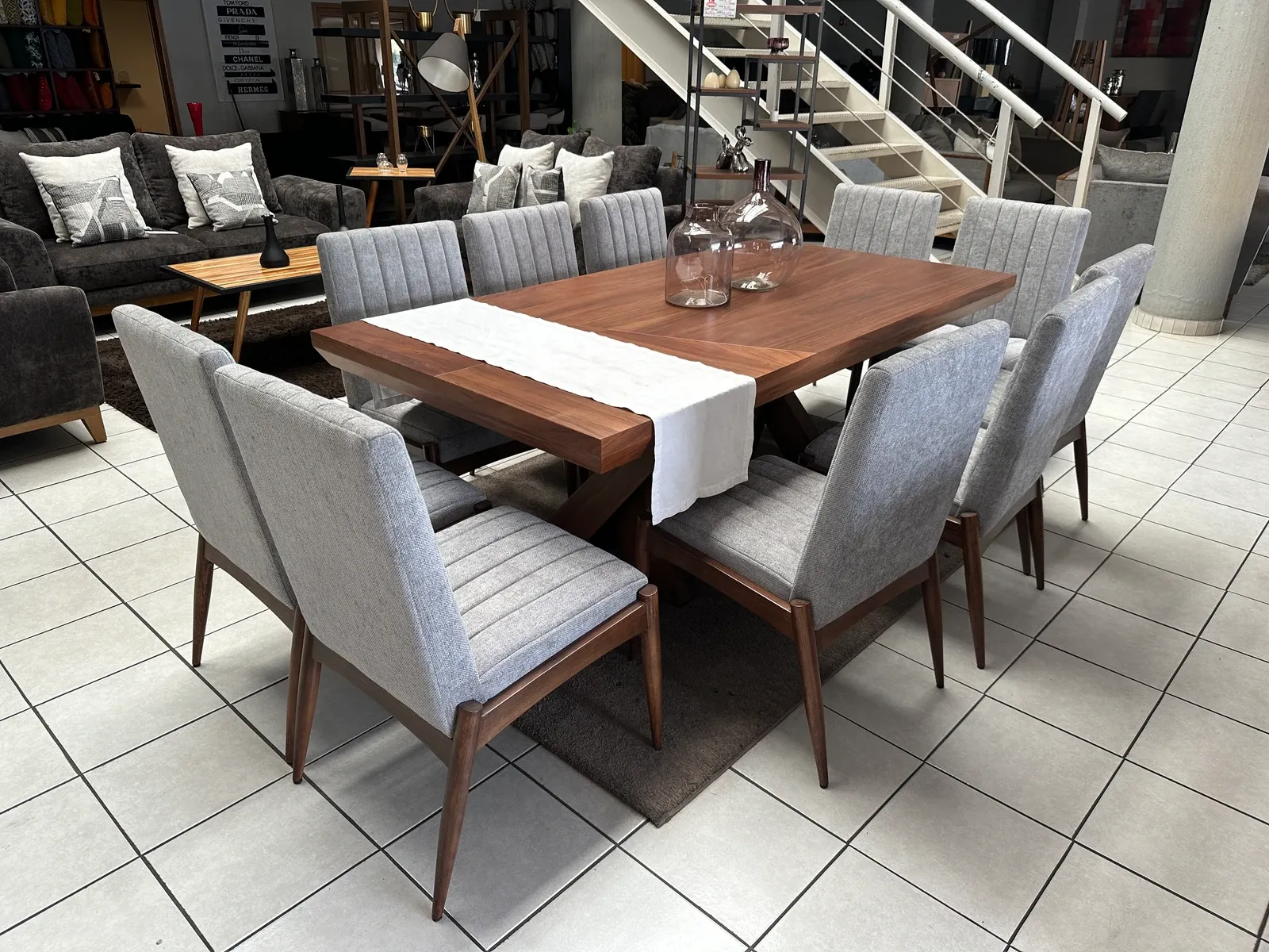 Comedor Alteña Gardani 10 Sillas — Comedor Alteña Gardani 10 Sillas