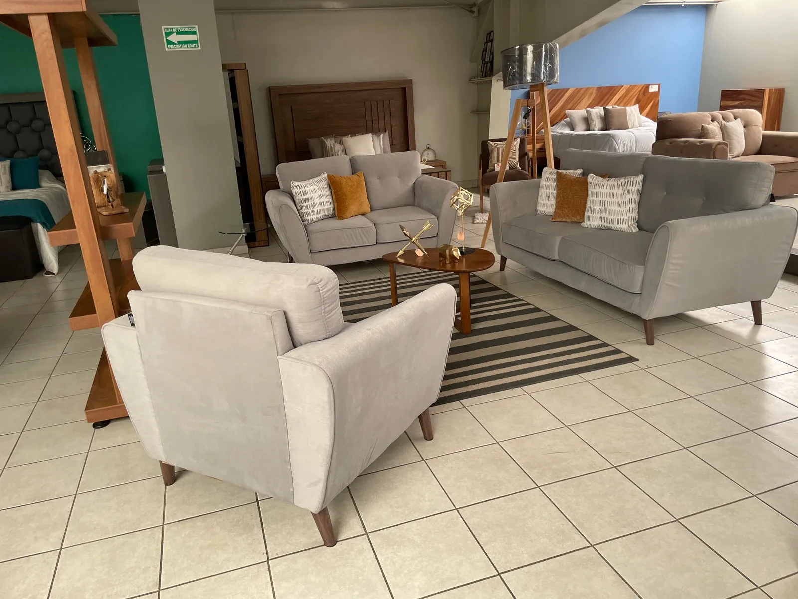 Sala Losal Venecia — Sala Losal Venecia
